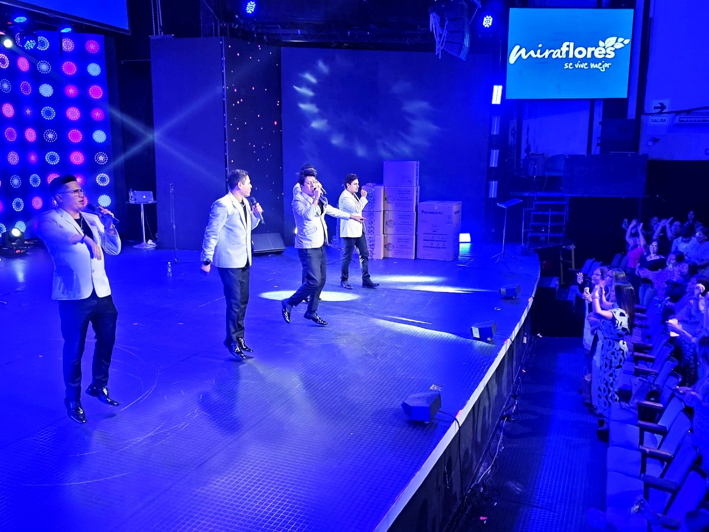 Cuánto cobran imitadores Grupo 5: show tributo en vivo